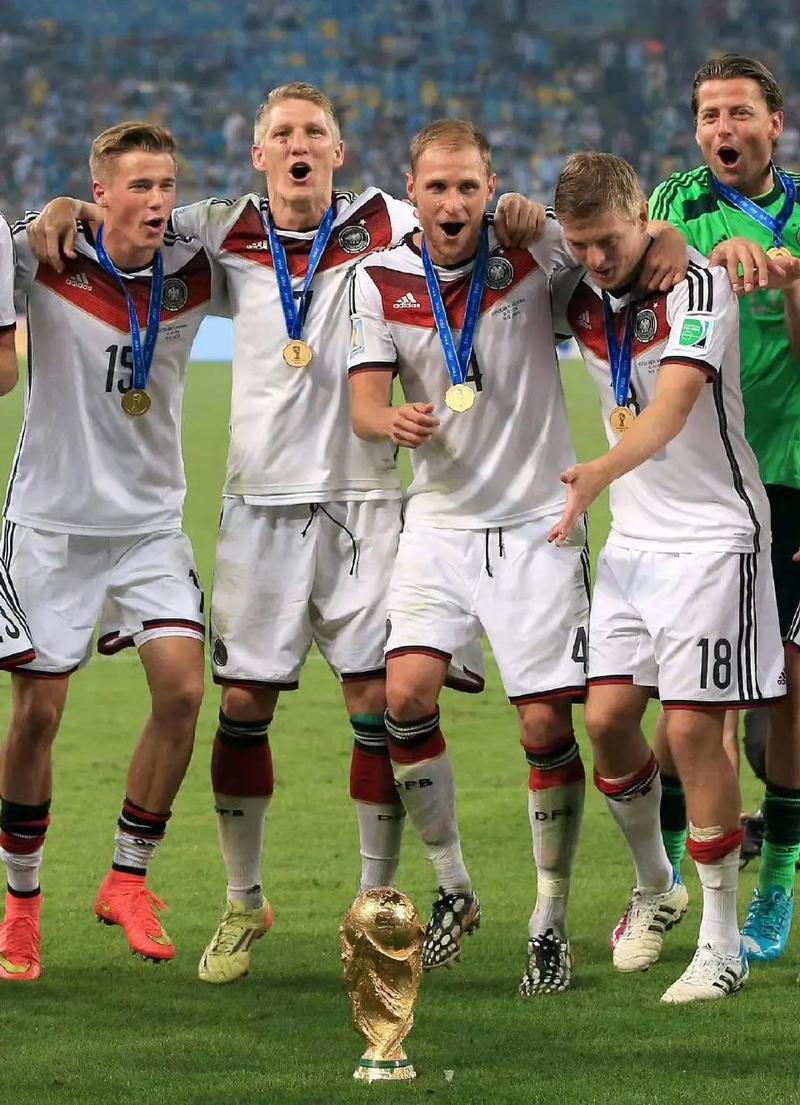 2014世界杯决赛德国1-0阿根廷,梅西为何错失绝杀?