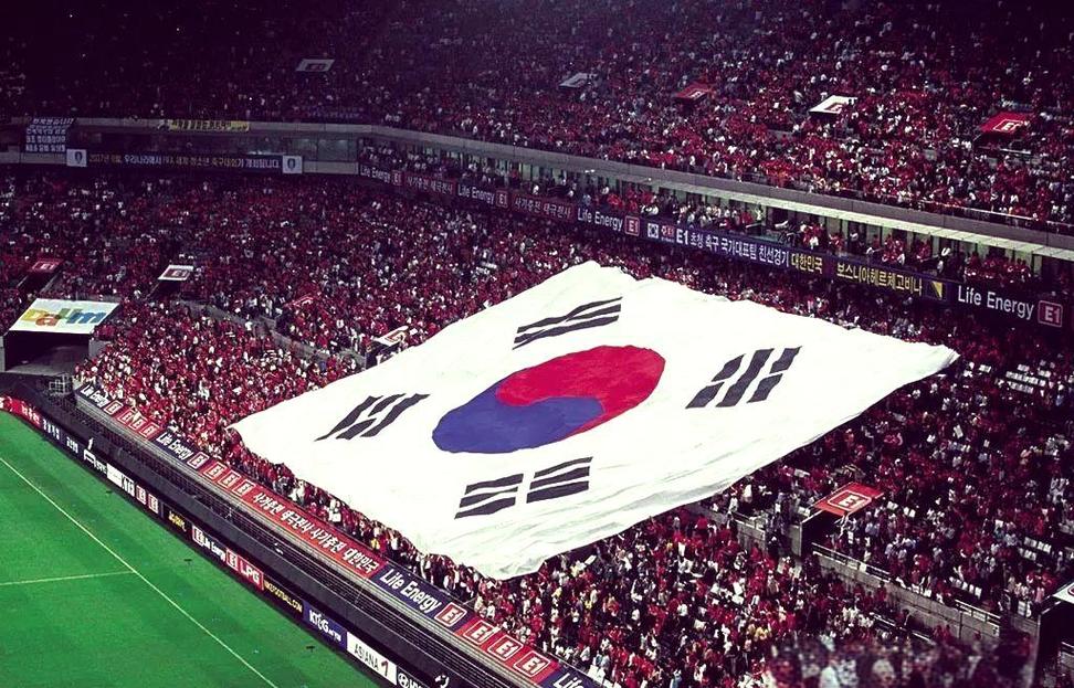 韩国在韩日世界杯的黑哨争议,究竟有多离谱?