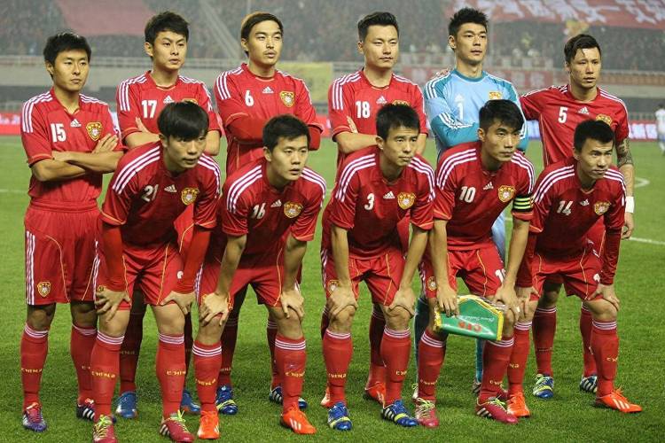 2002年世界杯中国队为什么没进球?
